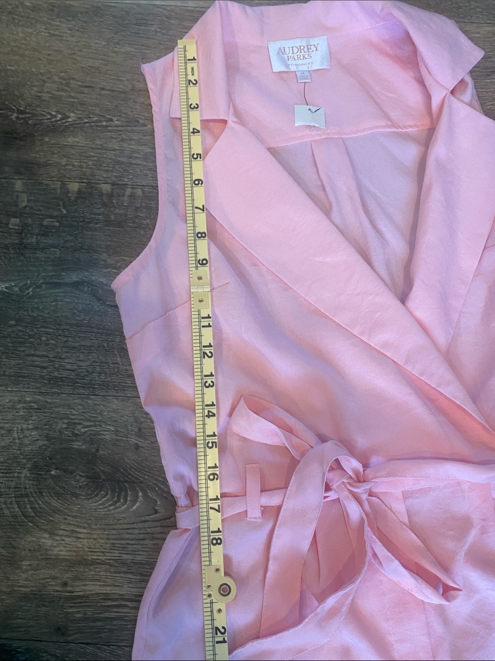 Sleeveless Tie-Waist Pink Wide-Leg Jumpsuit - Picture 3 of 7